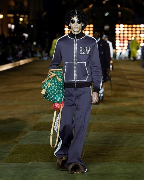 louis vuitton fashion show 2025|louis vuitton spring summer 2025 show.